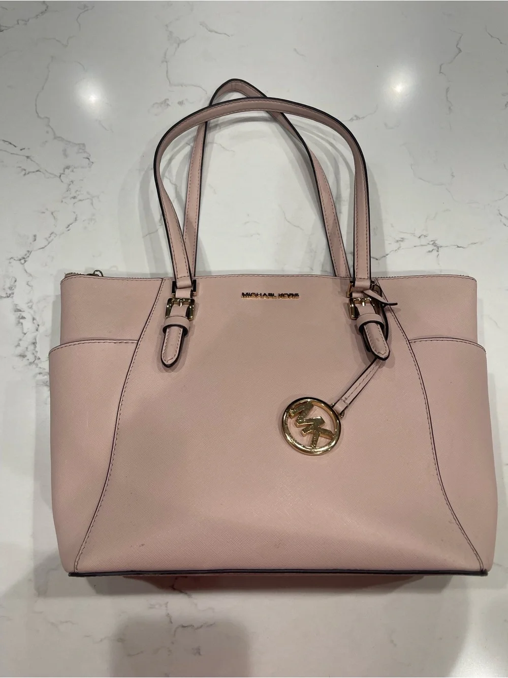 Michael Kors Blush Pink Saffiano Tote with Gold Hardware - Picture 2 of 11